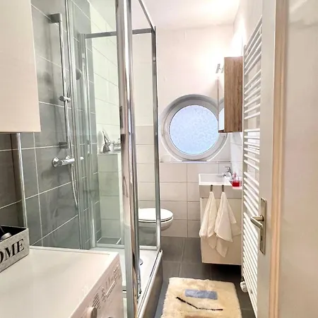 Apartment Nook - In - Sehr Gute Lage *